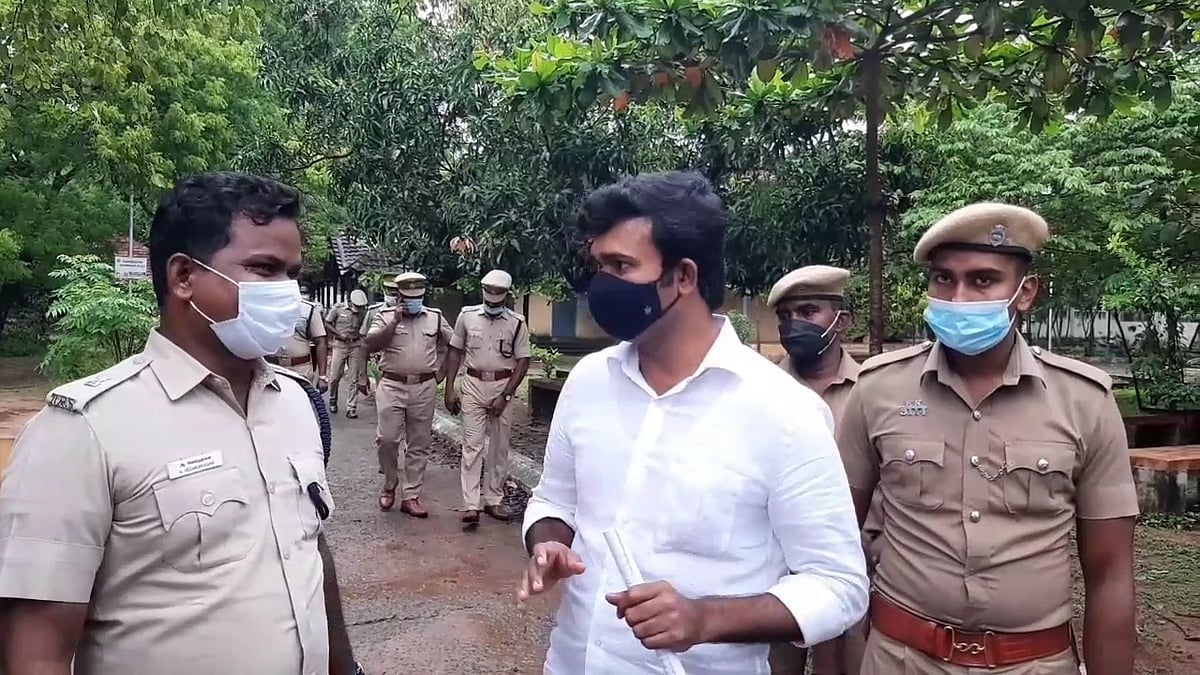 சாட்டை துரைமுருகன் கைது: கருத்துச் சுதந்திரத்தை நாம் தமிழர் முன்னிறுத்துவது சரியா? Is it right for us Tamils to promote freedom of expression?