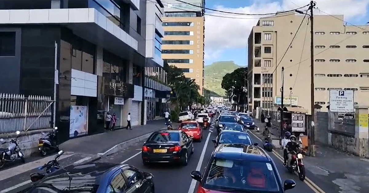 « Fuel Strike » dans la capitale : les citoyens finalement pas réceptifs à l’initiative de Bruneau Laurette