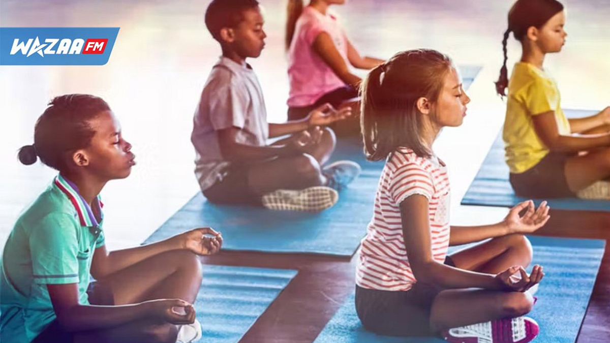 Vie saine et bien-être : gestion du stress, yoga et alimentation… un nouveau programme dans les écoles