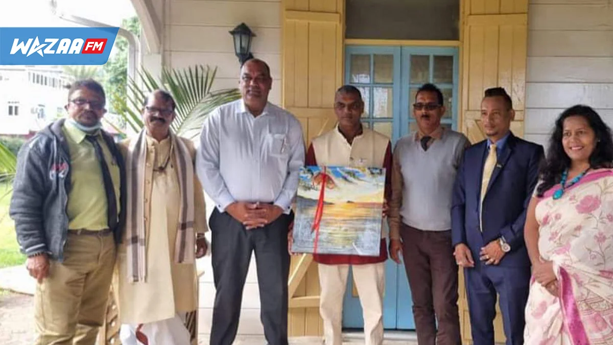 Le chef commissaire de Rodrigues rencontre les membres de la Mauritius Sanatan Dharma Temples Federation