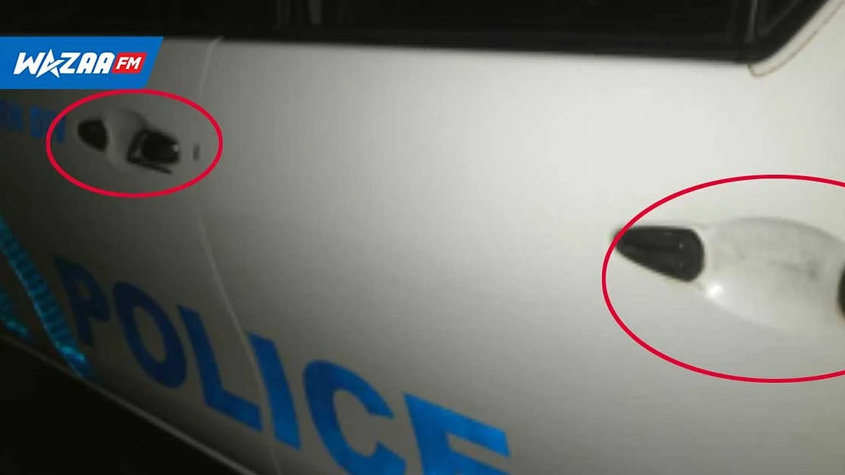Un fauteur de troubles ivre endommage un véhicule de police