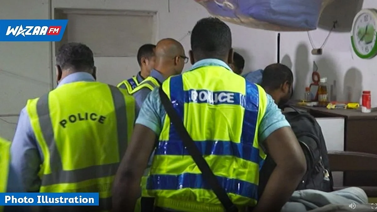 Wanted : quatre Bangladais arrêtés