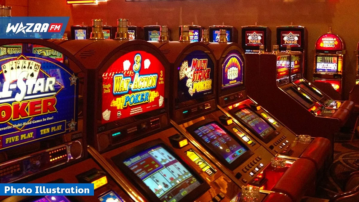 Dans un casino : un client se fâche et endommage l’écran d’une machine à sous