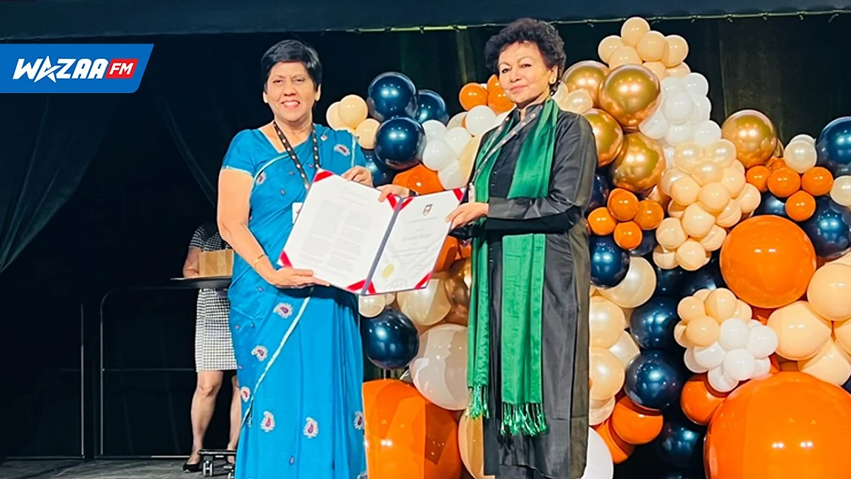 Commonwealth of Learning : Leela Devi Dookun-Luchoomun faite Honorary Fellow au Canada