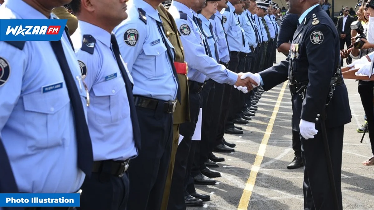 Force policière: 1793 policiers récompensés pour leur long service
