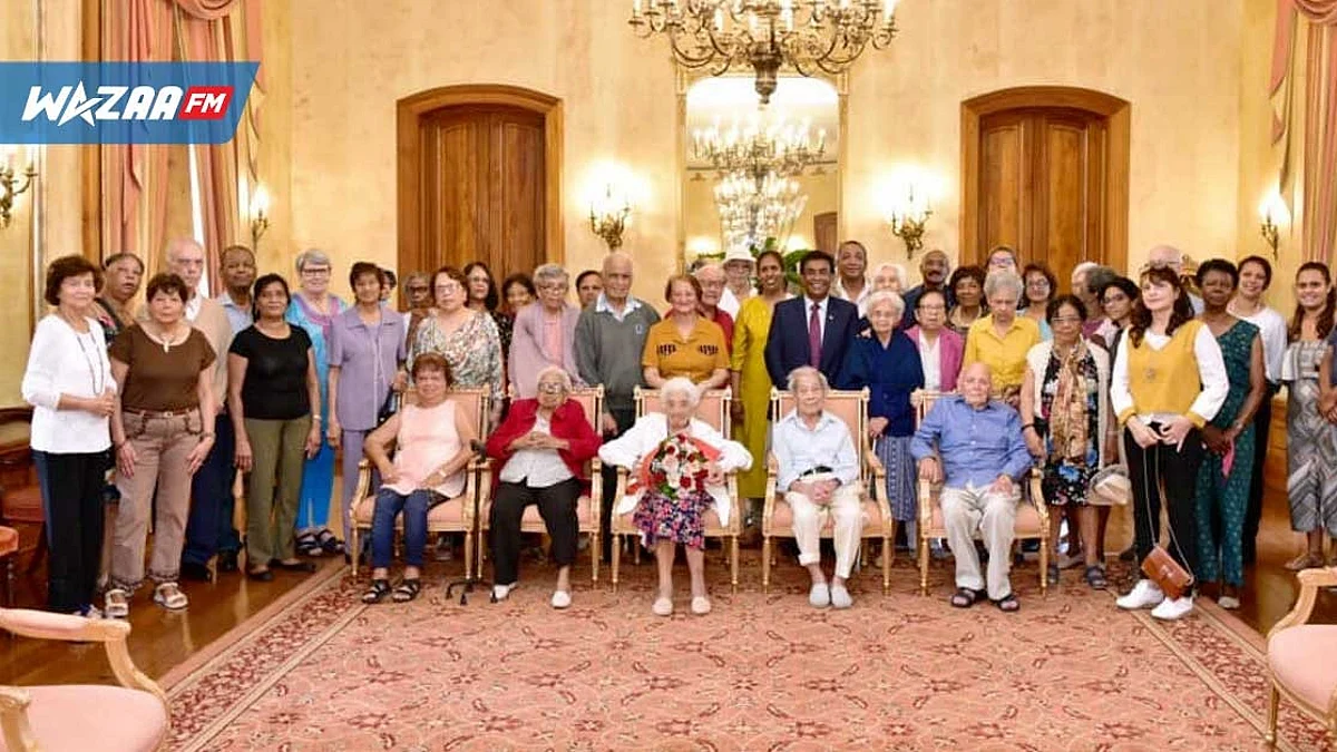 Visite : les résidents de St-Paul's Christian Care Home à la State House
