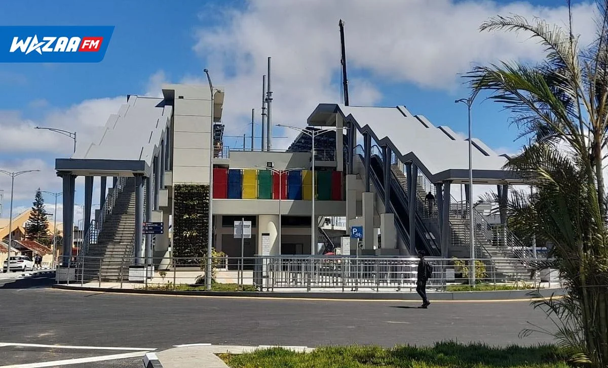 Curepipe : le ticket aller simple à bord du Metro Express coûtera Rs 55