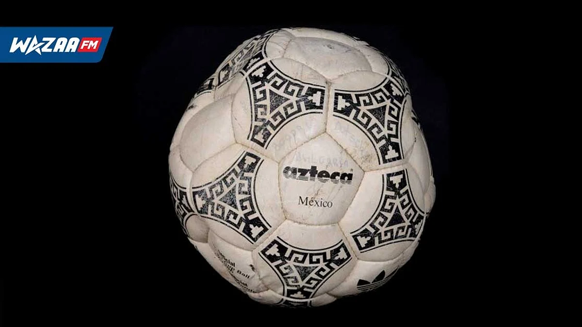 Coupe du monde : Le ballon du but de Maradona contre l’Angleterre vendu aux enchères