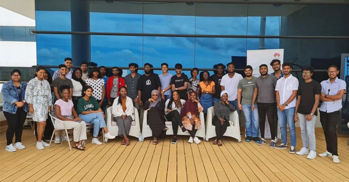 Huawei ICT Competition : 4 teams selected presenting Mauritius in the regional final competition