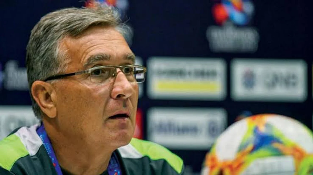 نصف مدربي الدوري السعودي يحزمون حقائبهم
