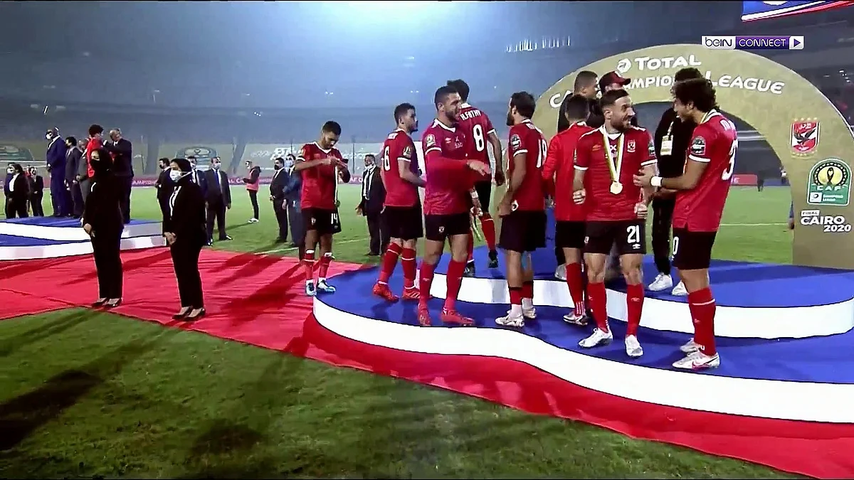 الأهلي وطلائع الجيش..22 لاعبًا في قائمة المارد الأحمر لنهائي كأس مصر