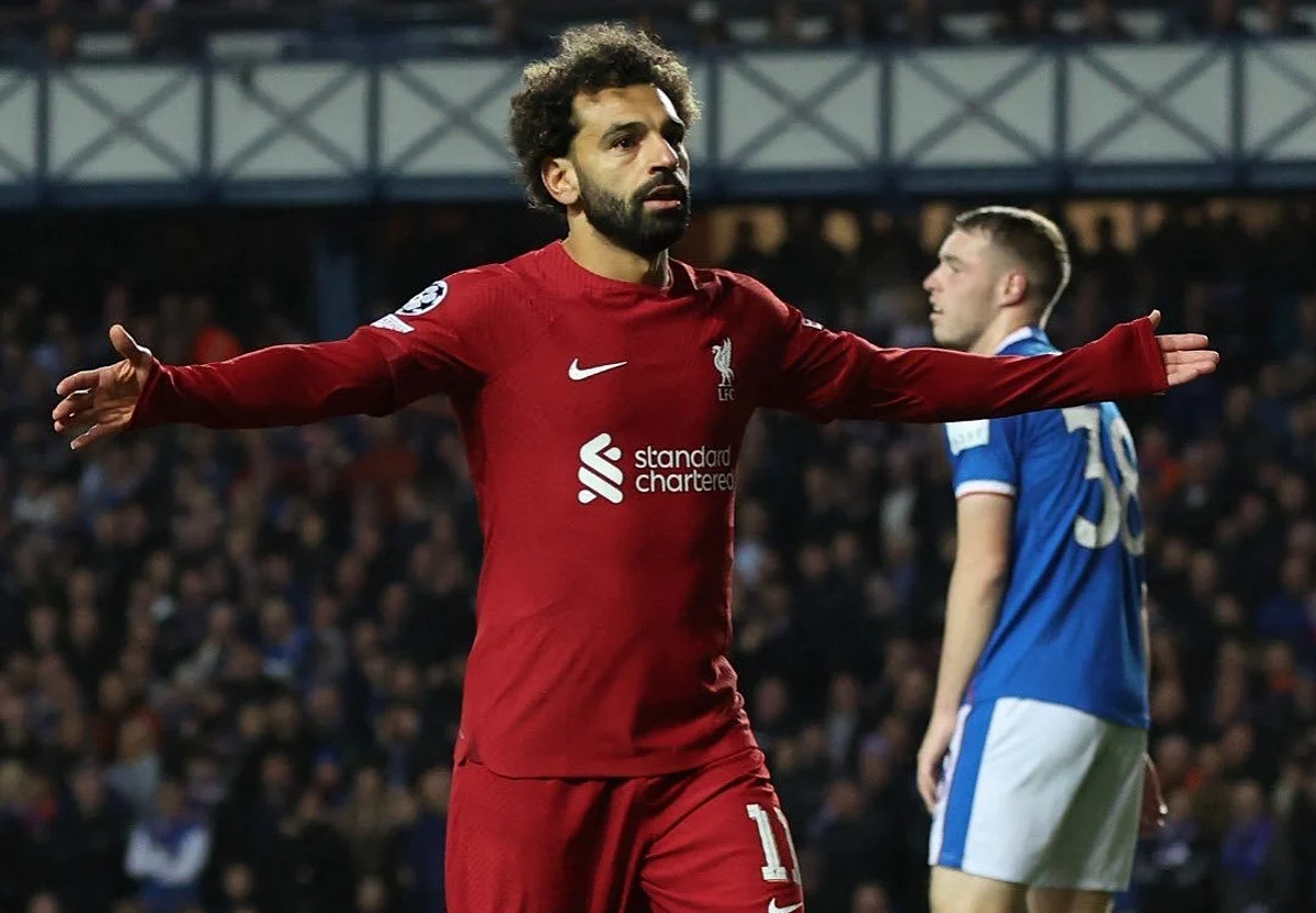كلوب يٌشيد بمحمد صلاح بعد الهاتريك الأسرع في دوري أبطال أوروبا