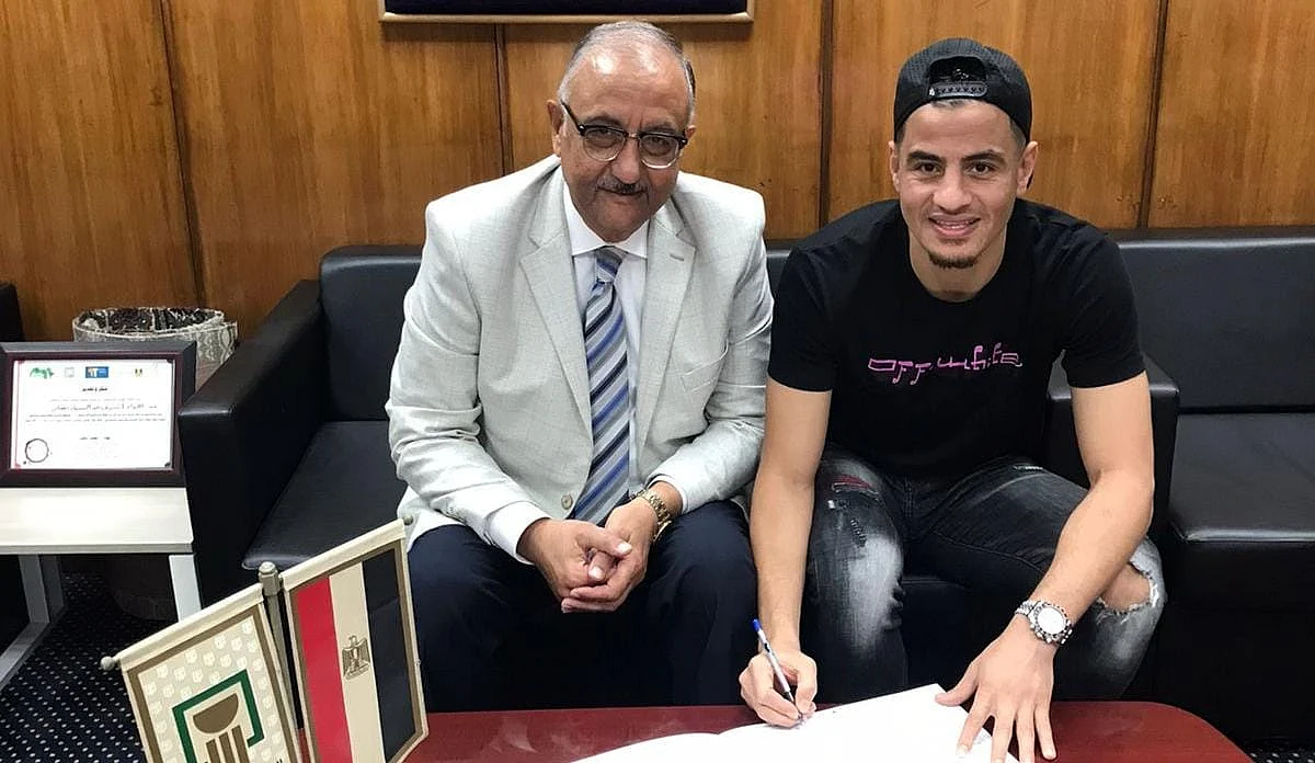 بطلب موسيماني.. أحمد توفيق يفجر مفاجأة بخصوص مفاوضات الأهلي لضمه