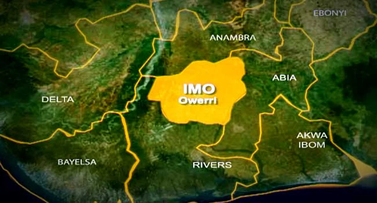 Imo monarch flees half-naked as hoodlums set palace ablaze