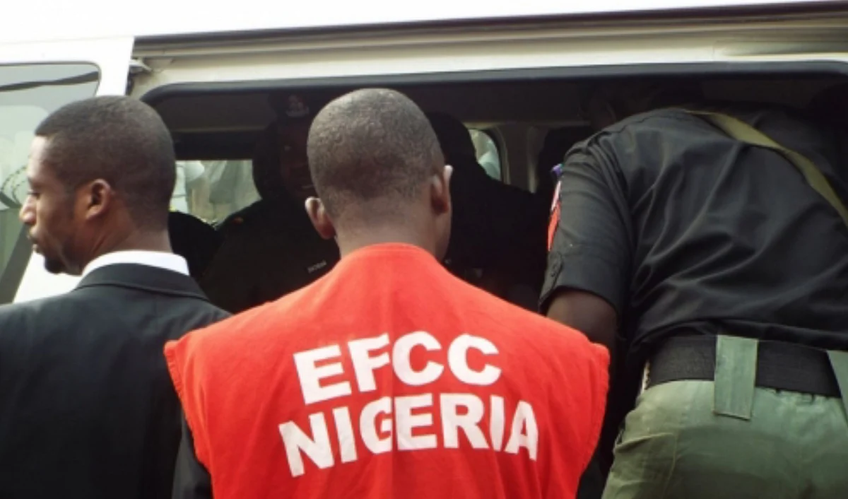 EFCC arrests nine suspected 'yahoo boys' in building housing Dorathy's apartment