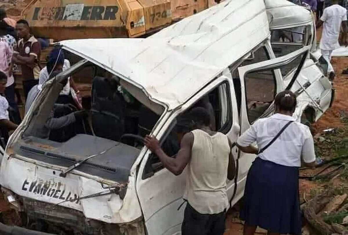 Lagos-Ibadan Expressway accident claims 13 lives