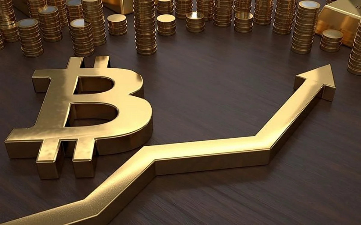 Bitcoin sells above $40,000, gains $220.24bn in 30 days