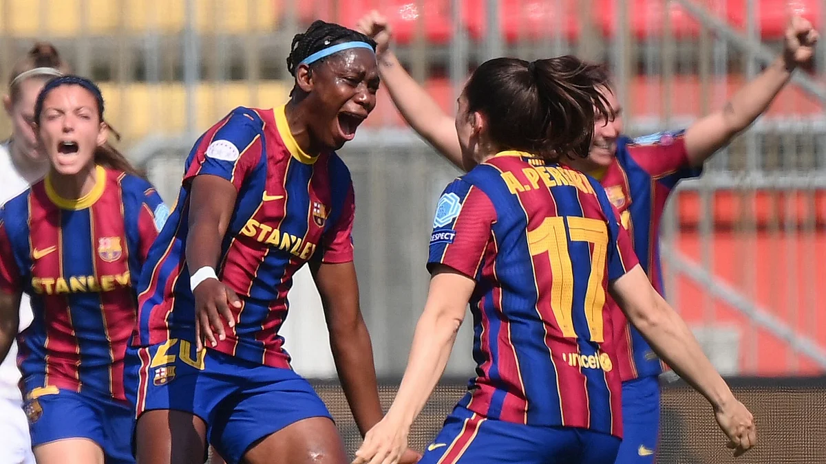 Asisat Oshoala, team mates celebrate goal