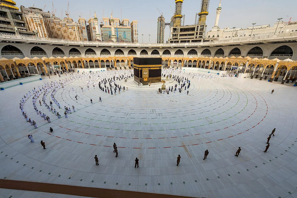 Only 60,000 local, international pilgrims will perform 2021 hajj – Saudi