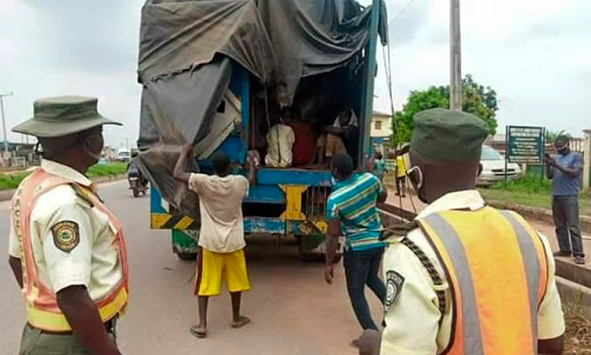 Passengers burnt to death in Lagos-Ibadan expressway accident