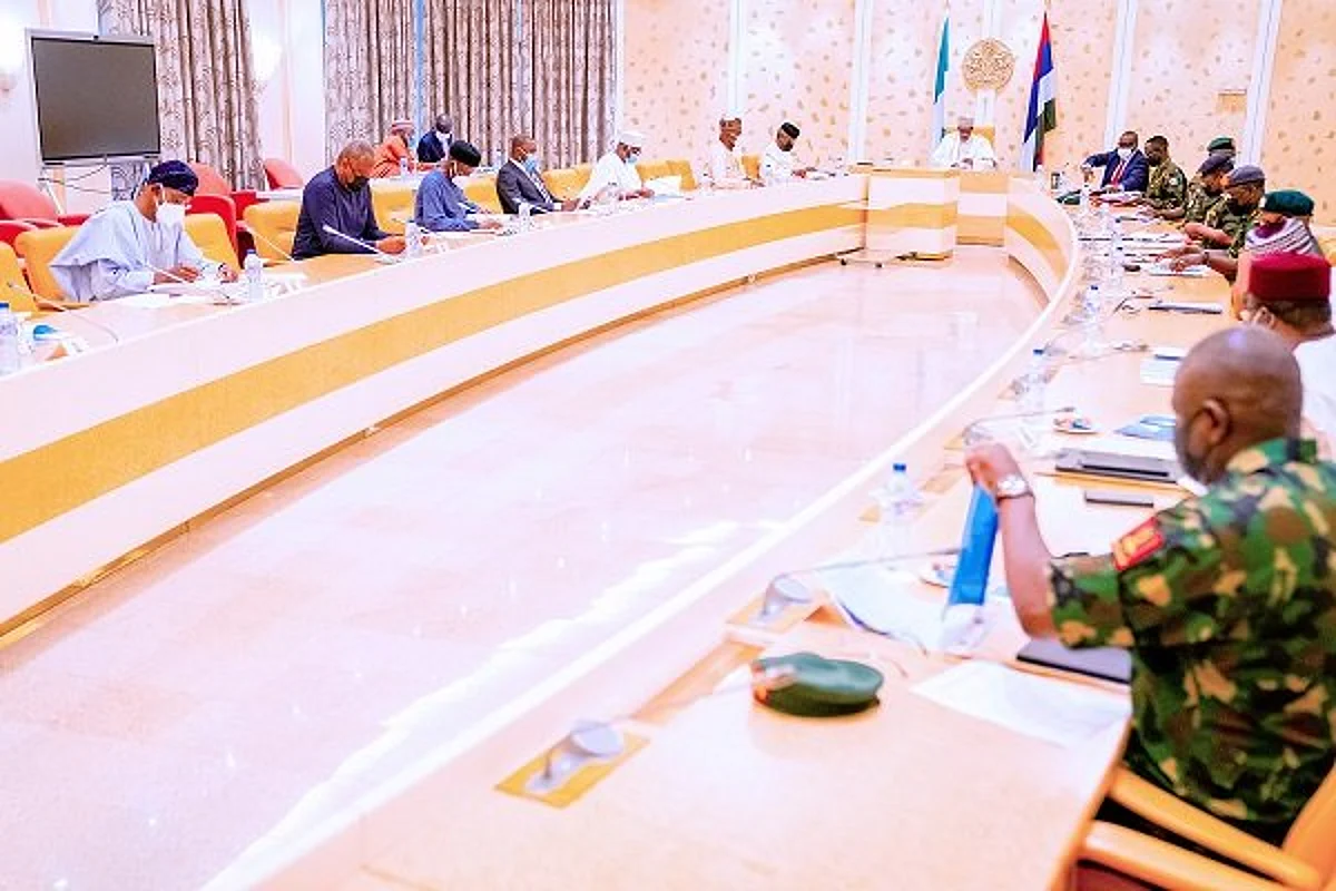 Buhari presides over emergency security meeting