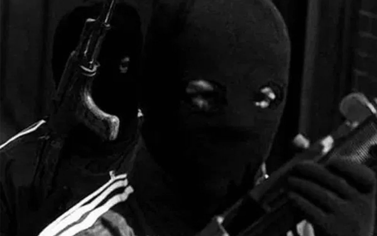 File: Gunmen