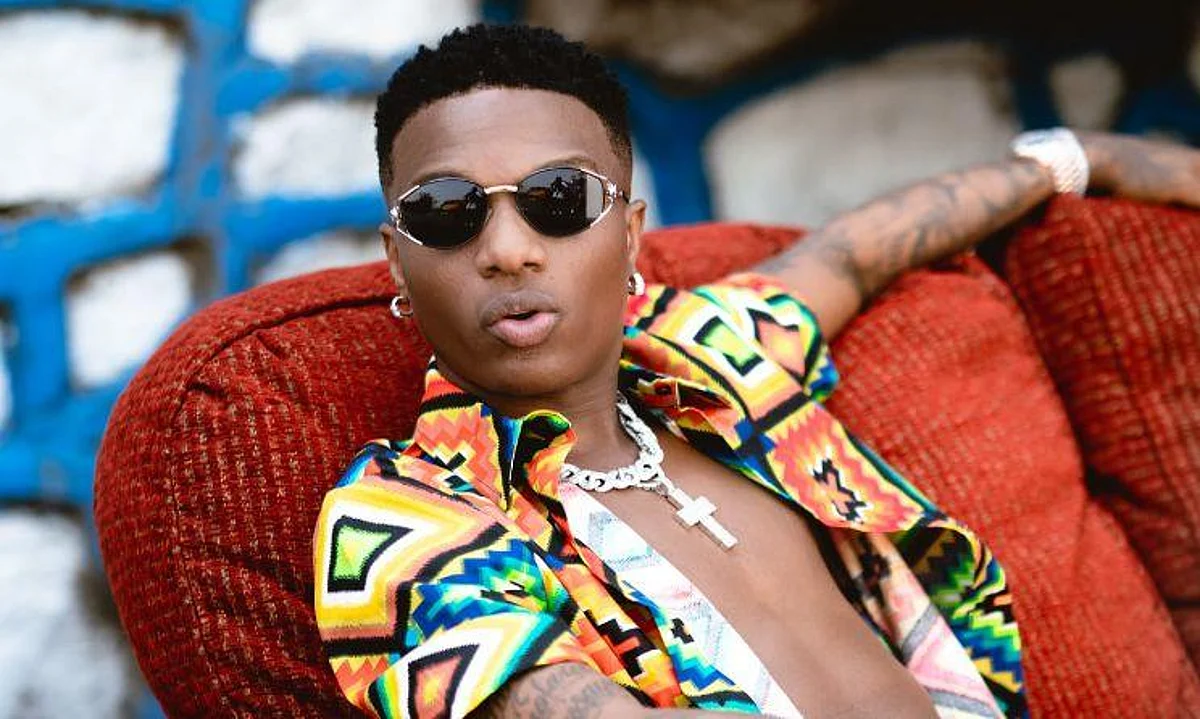 Beware of cheating girlfriends, Wizkid warns