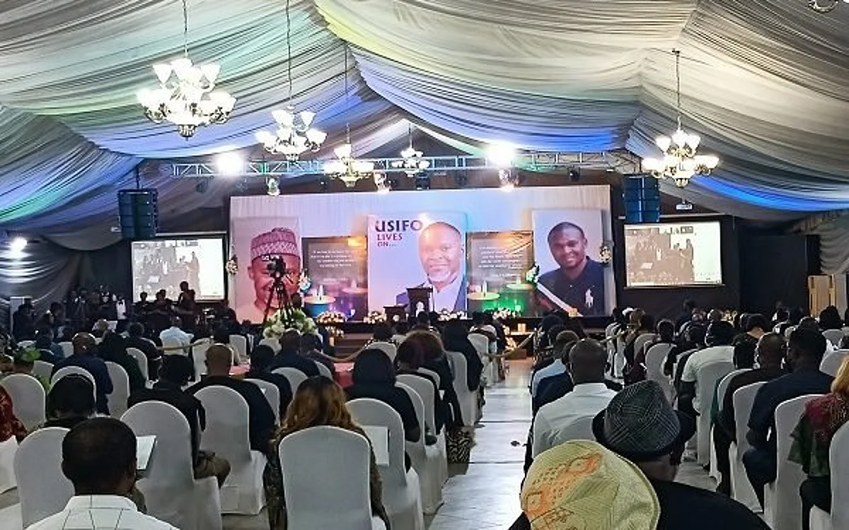 PHOTOS: Mass turnout at slain Super TV CEO Service of songs