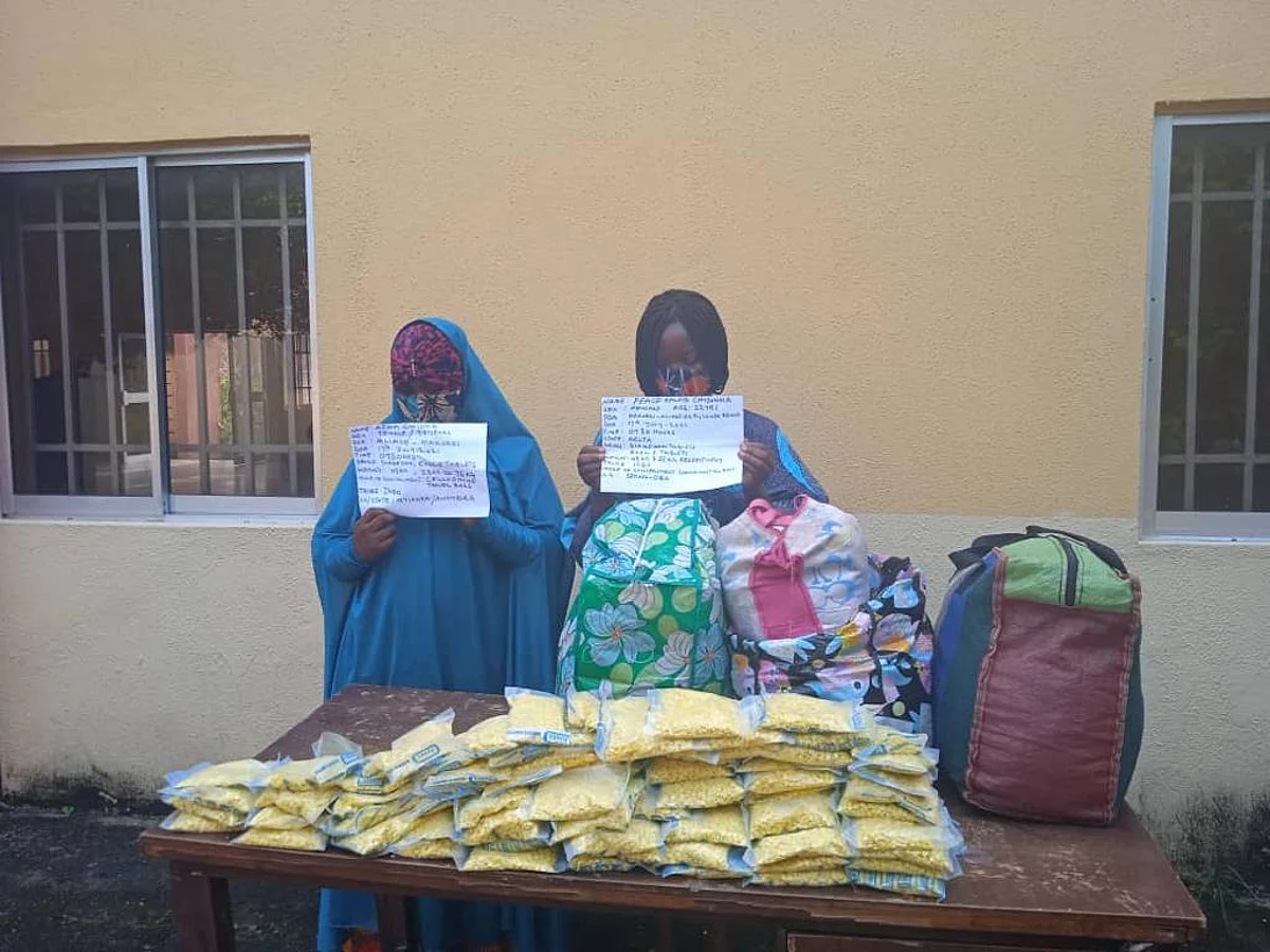 NDLEA arrests hijab-wearing illicit drug traffickers along Markudi road