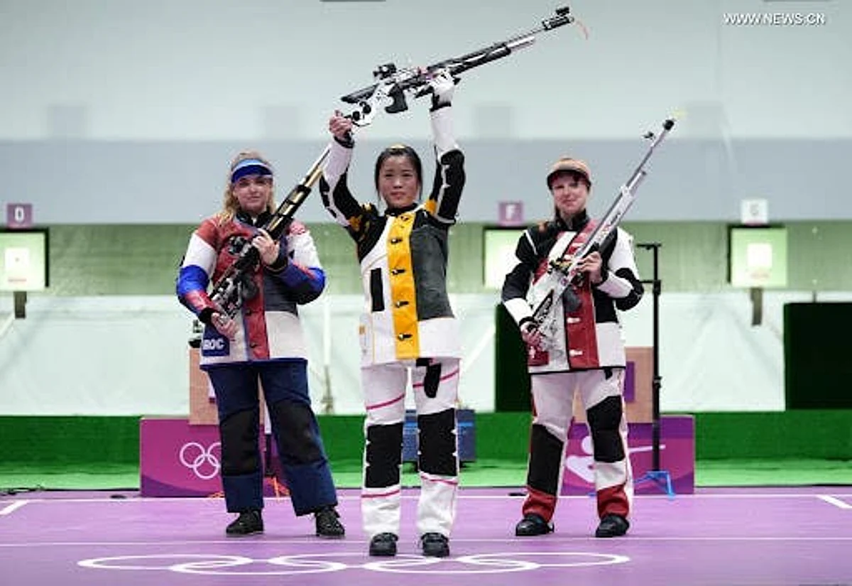 Tokyo 2020: Chinese shooter wins first gold of Olympics