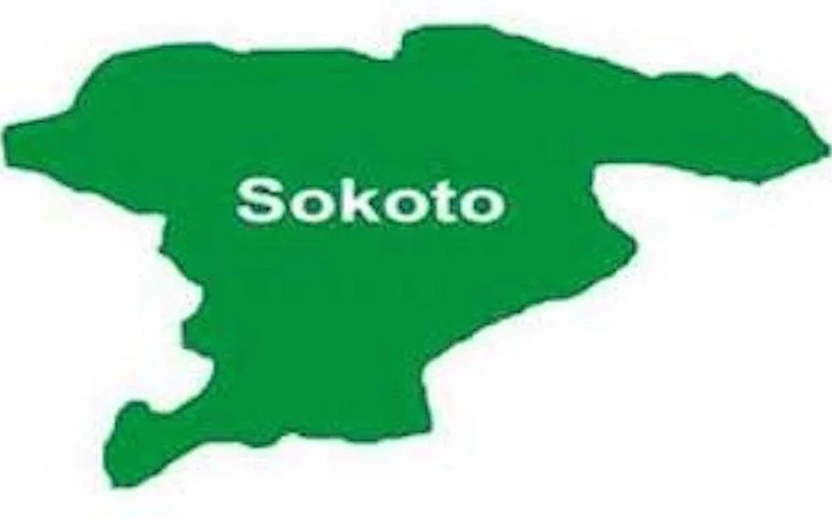 One dead as bandits set three on fire in Sokoto community