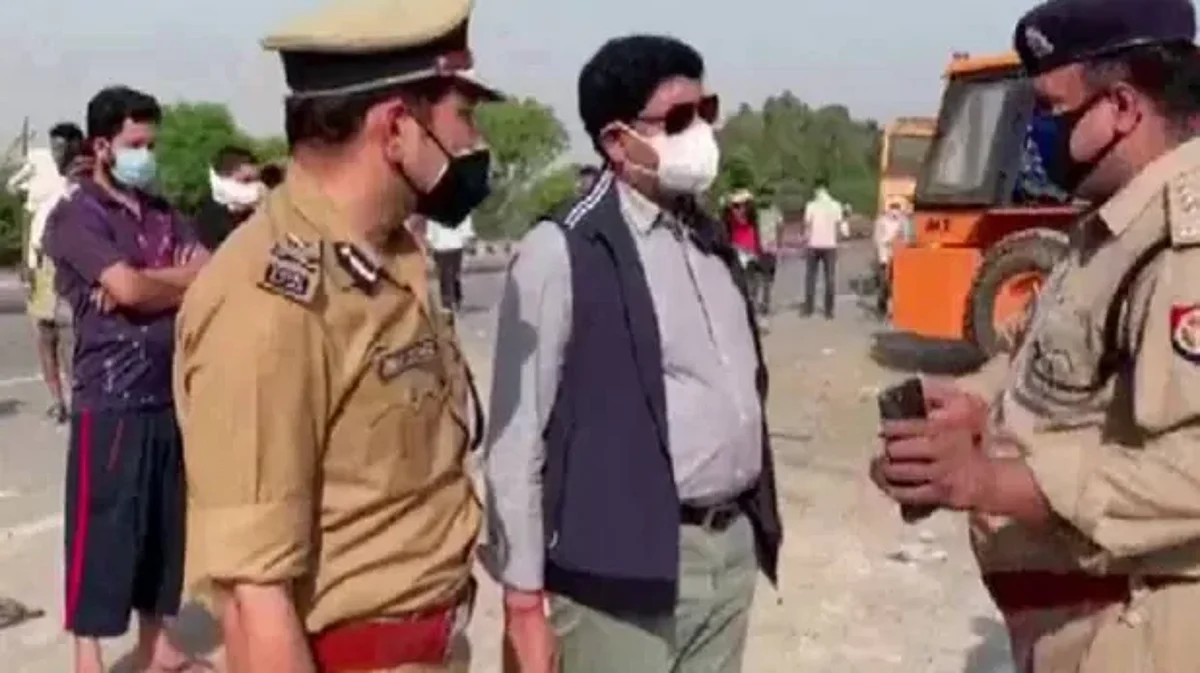 औरय्या हादसा: दो SHO निलम्बित, CM योगी ने मथुरा के SSP, SP और आगरा के IG-ADG से जवाब मांगा