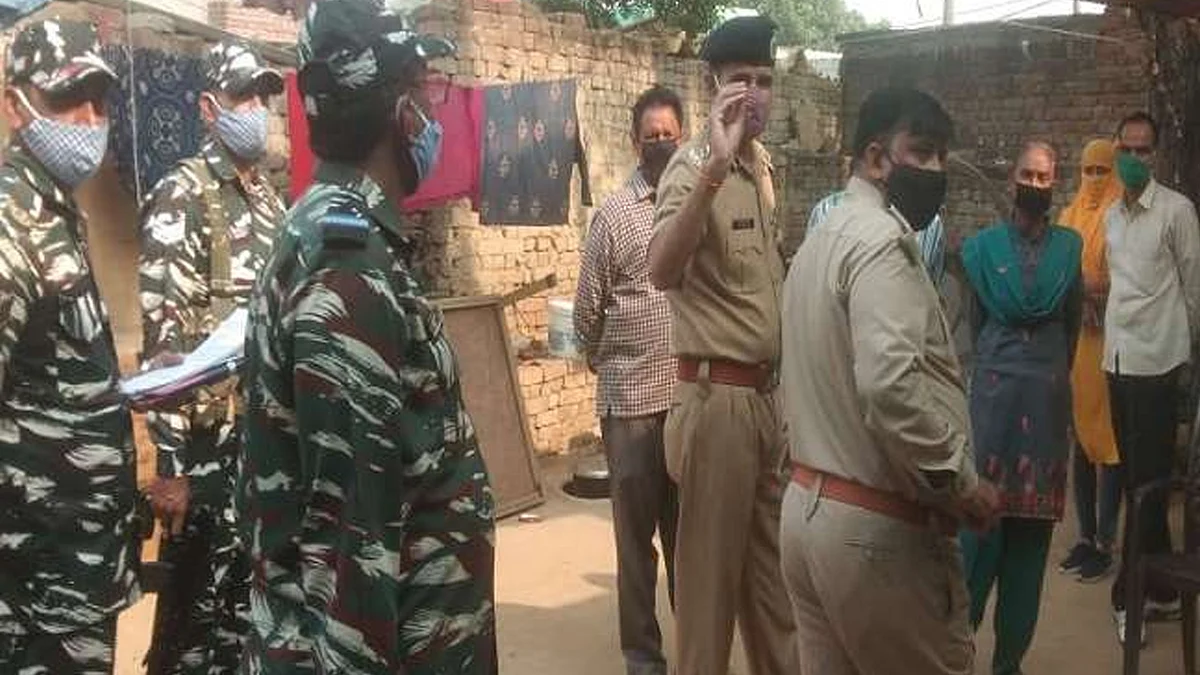 हाथरस पीड़ित परिवार की सुरक्षा में तैनात हुए 80 CRPF जवान