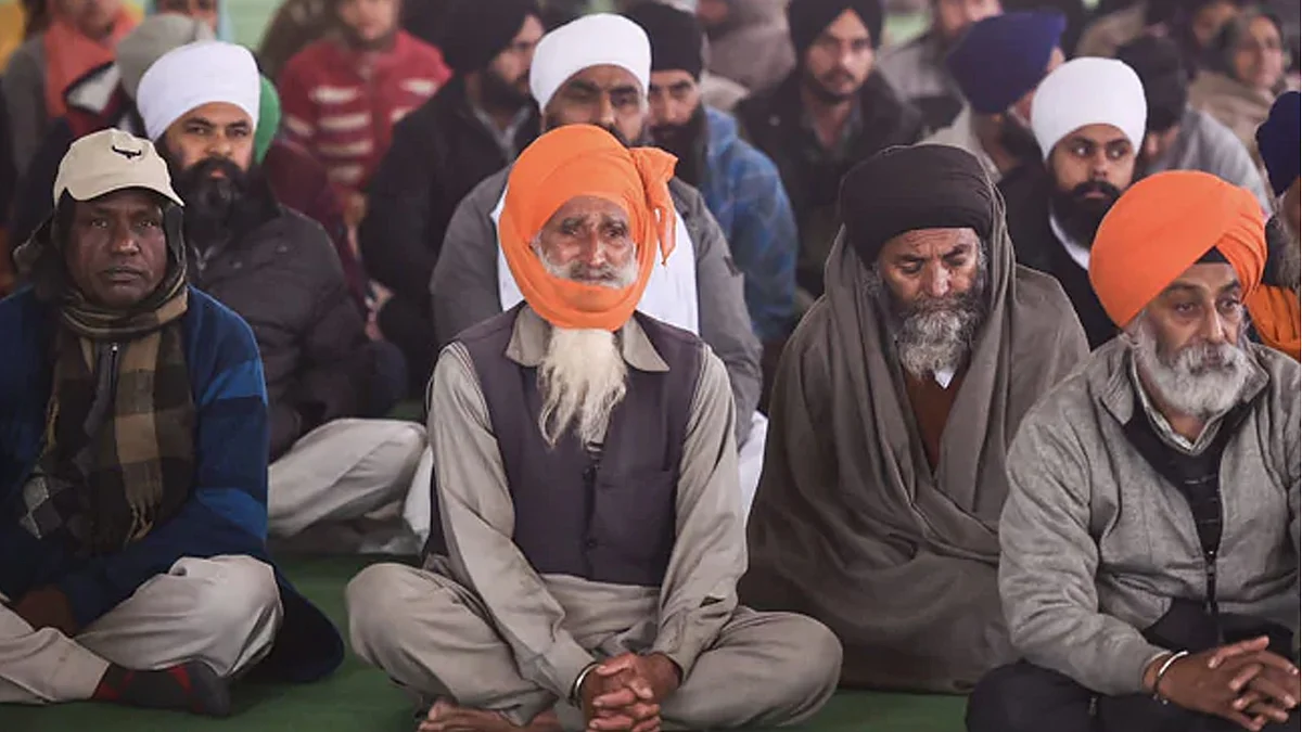 केंद्र ने की किसानों की ट्रैक्टर रैली रोकने की अपील, सुप्रीम कोर्ट आज कर सकता है सुनवाई