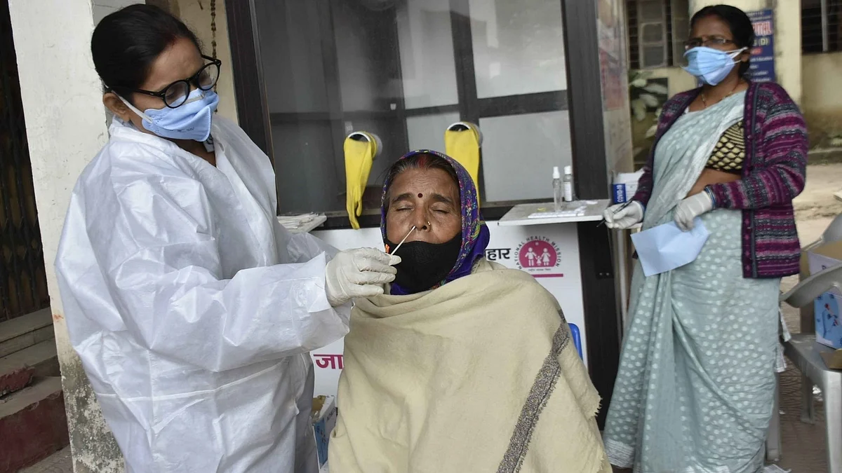देश में लगातार दूसरे दिन 2 लाख के पार कोरोना मामले