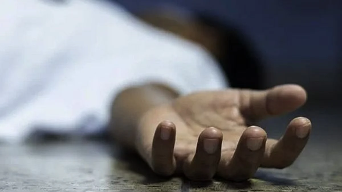 उत्तर प्रदेश: माँ की मौत कोरोना से हुई तो बेटा हटा पीछे, बेटी ने किया अंतिम संस्कार