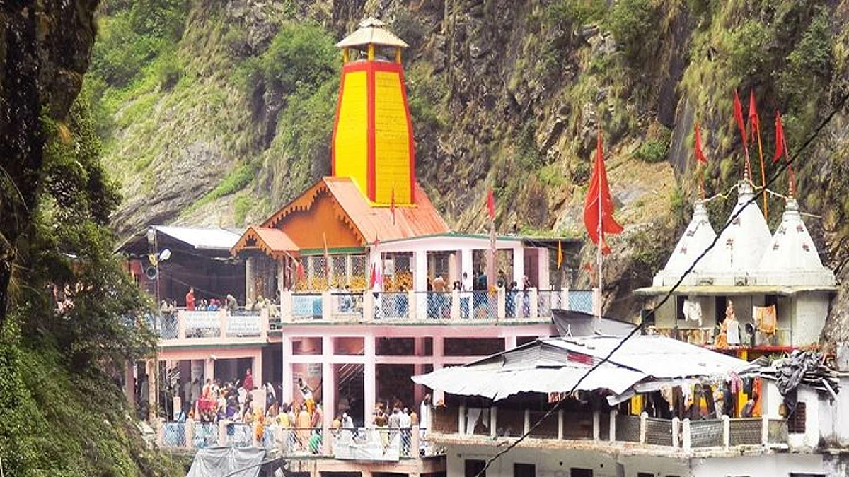 पढ़ें यमुनोत्री धाम की यात्रा से जुड़ी सभी जानकरी