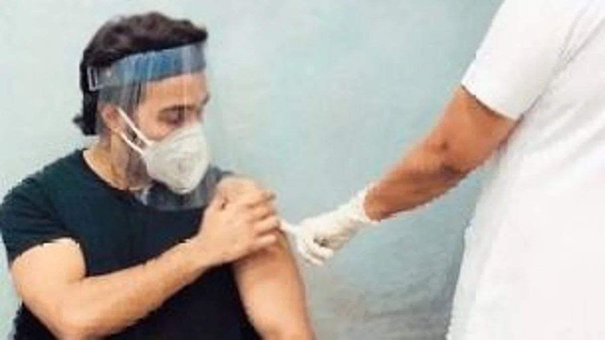 आदर जैन : टीकाकरण से हम सभी जिम्मेदार नागरिक बन सकते हैं