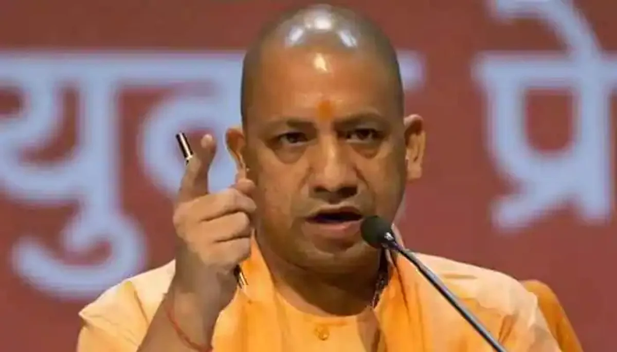 गांवों में कोरोना के हालत से निपटने के लिए योगी ने सीनियर IAS अफसरों सौंपी कमान