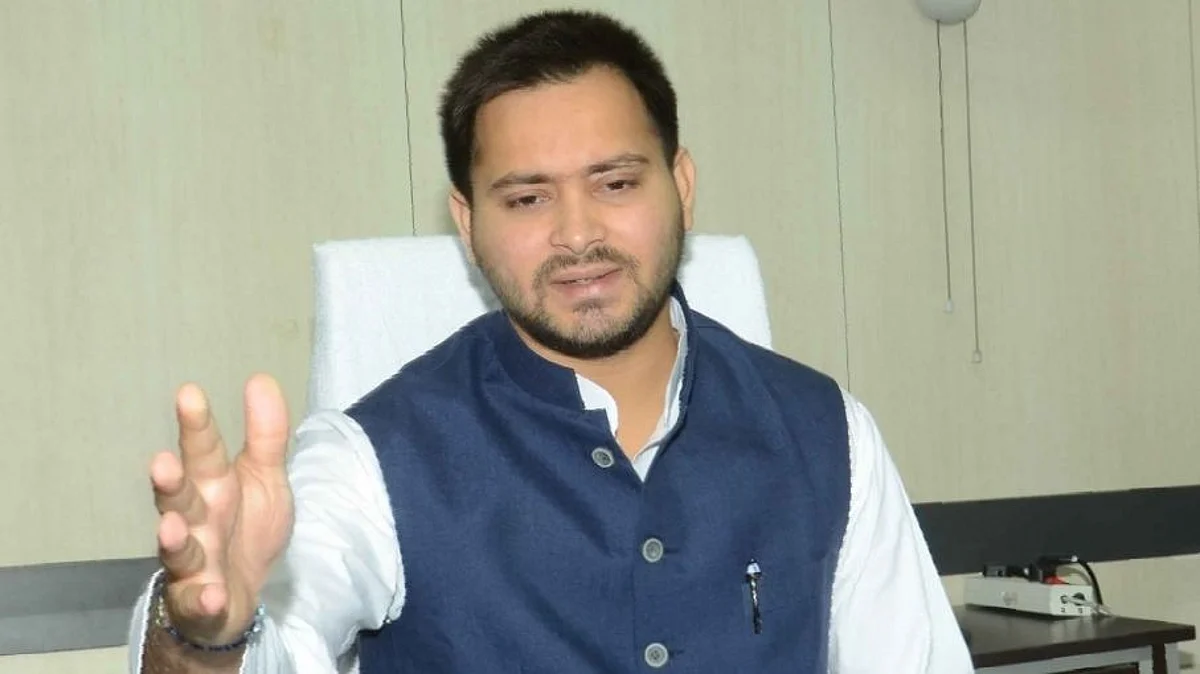 सरकार ना काम कर रही हैं, न करने दे रही हैं: तेजस्वी यादव