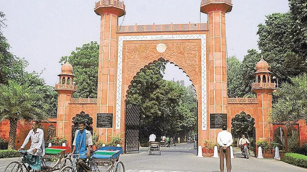एएमयू (AMU) में 26 प्रोफेसरों की कोरोना से मौत, कोरोना के वैरिएंट की होगी जांच