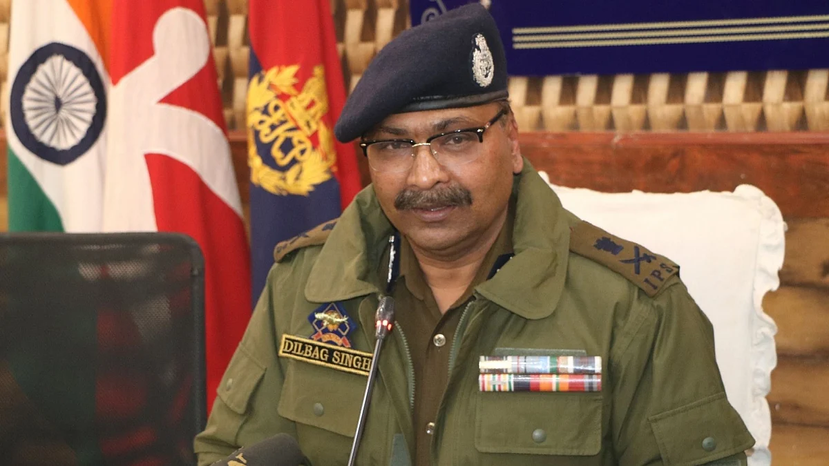 जम्मू-कश्मीर के DGP ने कोविड प्रभावित पुलिस कर्मियों के लिए 44.1 लाख रुपये को मंजूरी दी