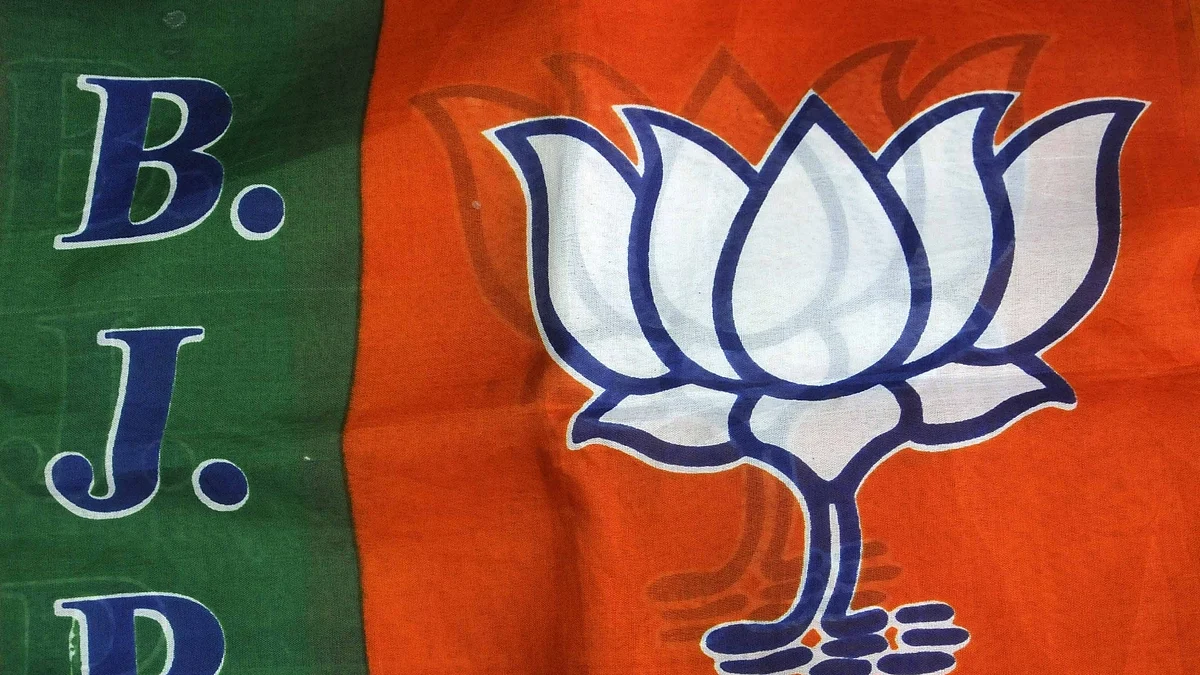 ऑक्सीजन की कमी से हुई मौतों पर सीएम केजरीवाल पर चले आपराधिक मुकदमा: BJP