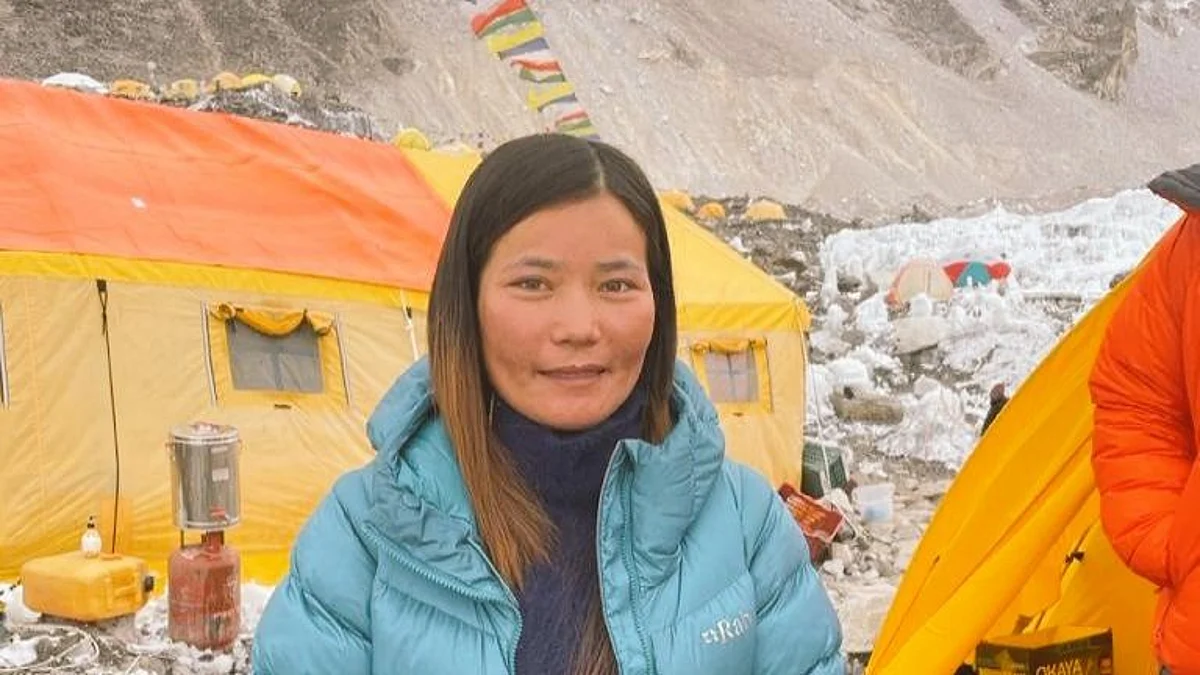 ताशी यांगजोम ने रचा नया कीर्तिमान, 2021 में Everest फतह करने वाली पहली भारतीय महिला बनीं
