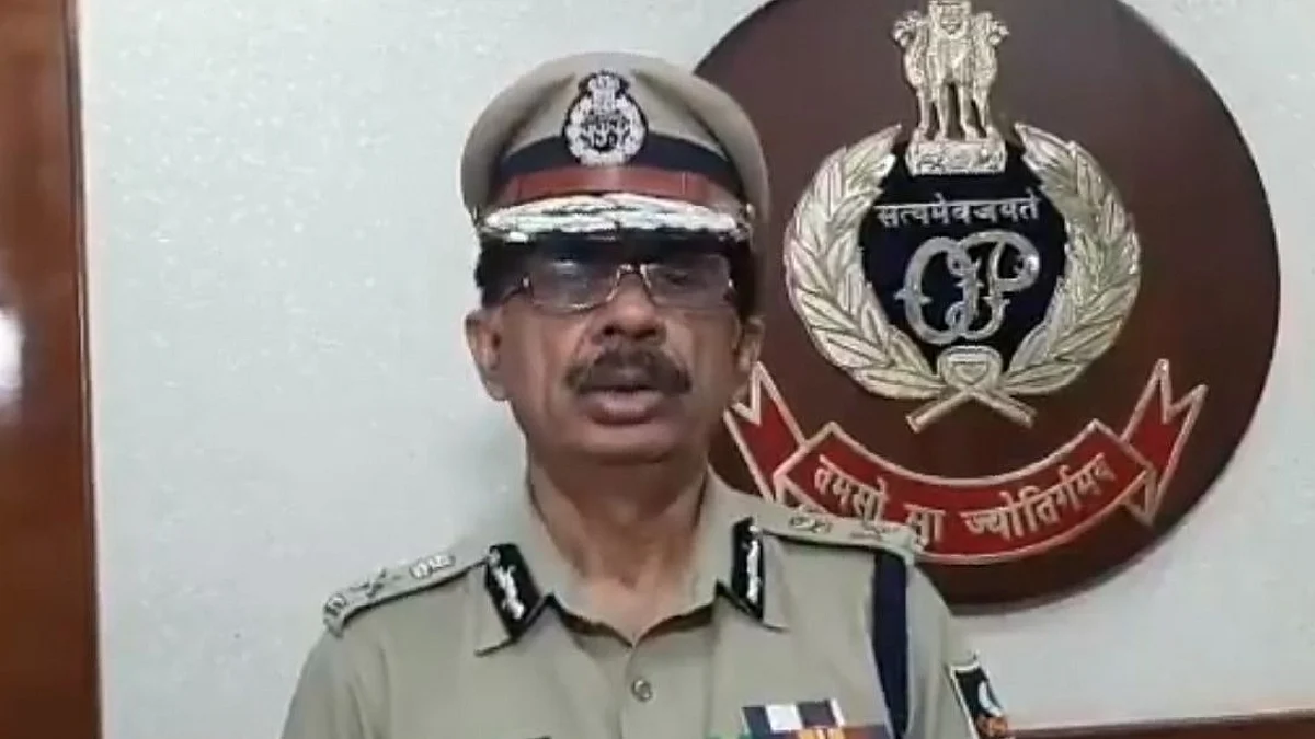 हेलिकॉप्टर से जा रहे ओडिशा के डीजीपी ने बदला शेड्यूल, 2 घायल जवानों को किया एयरलिफ्ट