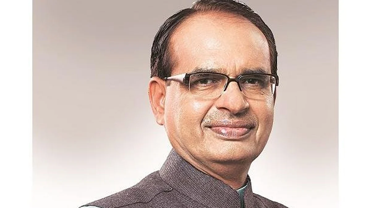 मध्य प्रदेश में तीसरी लहर को रोकने और रोजगार बढ़ाने पर जोर