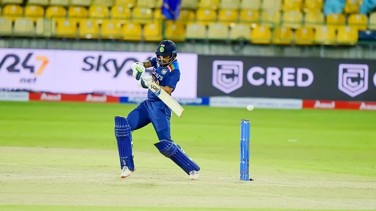 IND vs SL: कप्तान शिखर धवन की पारी से जीता भारत, श्रीलंका को सात विकेट से दी मात