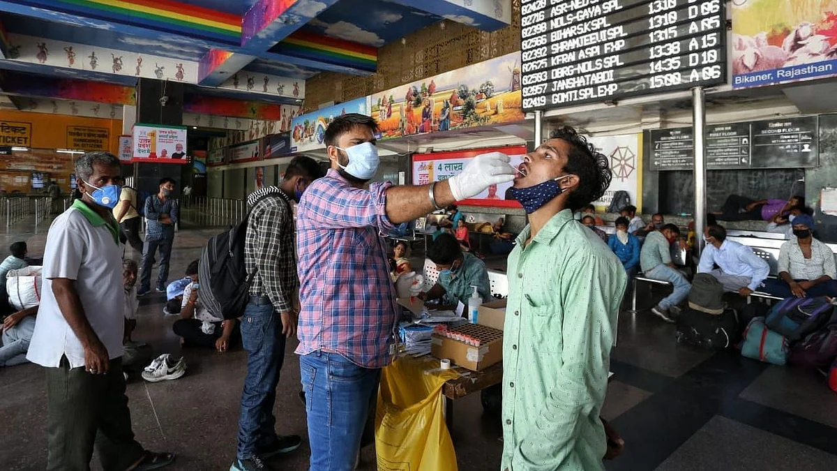 भारत में कोरोना के 31,443 मामले, 118 दिनों में सबसे कम