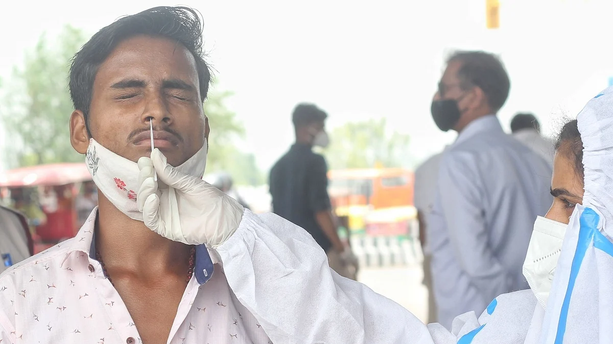 भारत में 24 घंटे में कोरोना से 374 लोगों की मौत, पिछले 4 महीने में बढ़ी गिरावट
