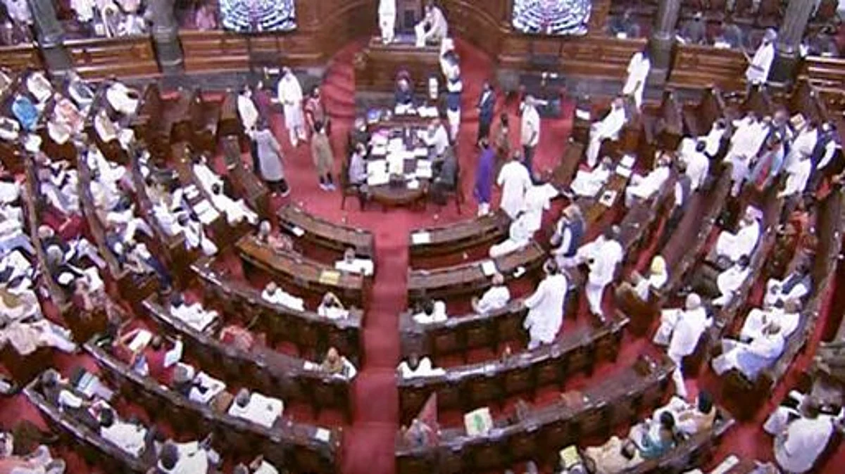 विपक्ष के भारी हंगामे के कारण लोकसभा की कार्यवाही 2 बजे तक स्थगित